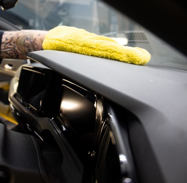 Meguiars G220216EU Meguiar's Ultimate Interior Shine Protectant