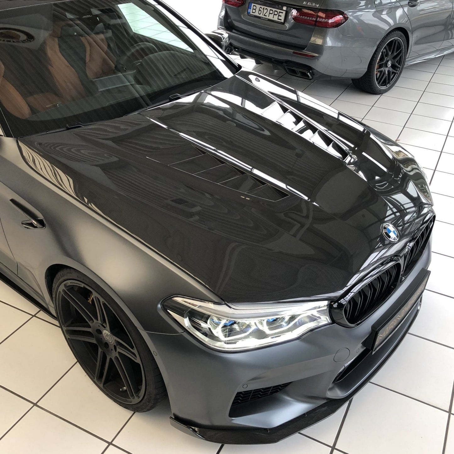 MANHART MH2F9011110 CARBON HOOD FOR BMW F90 M5 (COMPETITION / CS) WITH GTR AIR-VENTS