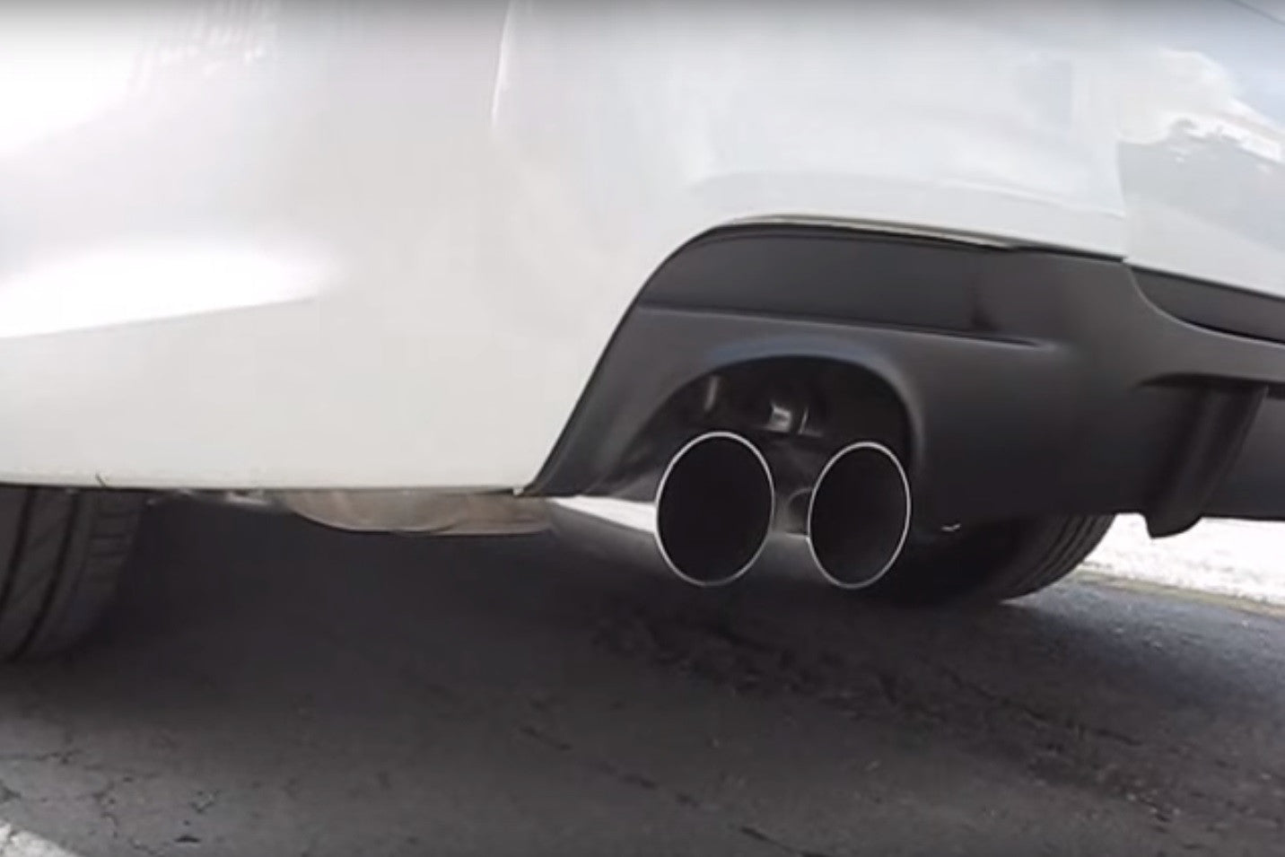 Genuine BMW Parts Performance Silencer/Muffler Exhaust System 3 Series E92 E93 330i (N52, N53)